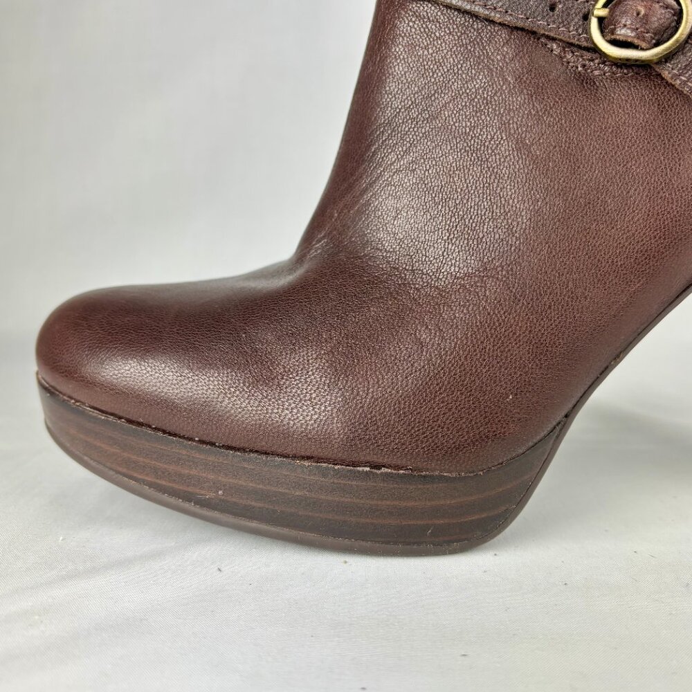 UGG Brown Ankle Booties with Chunky Heel and Buckle Details - Picture 6 of 16